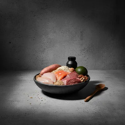 Body for Life: Mager eiwit: kipfilet, kalkoen, vis, mager rundvlees, Complexe koolhydraten: zilvervliesrijst, haver, zoete aardappelen, volkoren granen, Groenten en fruit, Gezonde vetten: olijfolie, noten, avocado, Eiwitshakes en supplementen